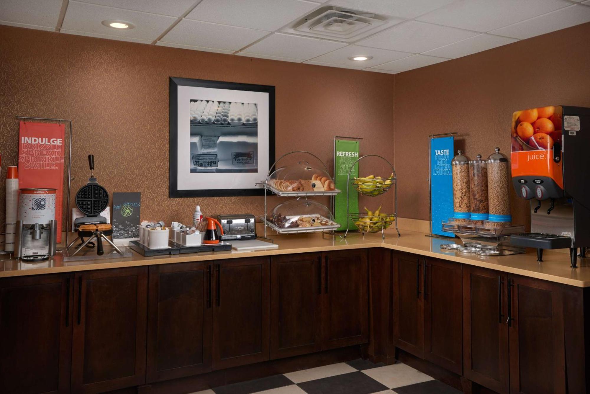 Hampton Inn Goldsboro Dış mekan fotoğraf